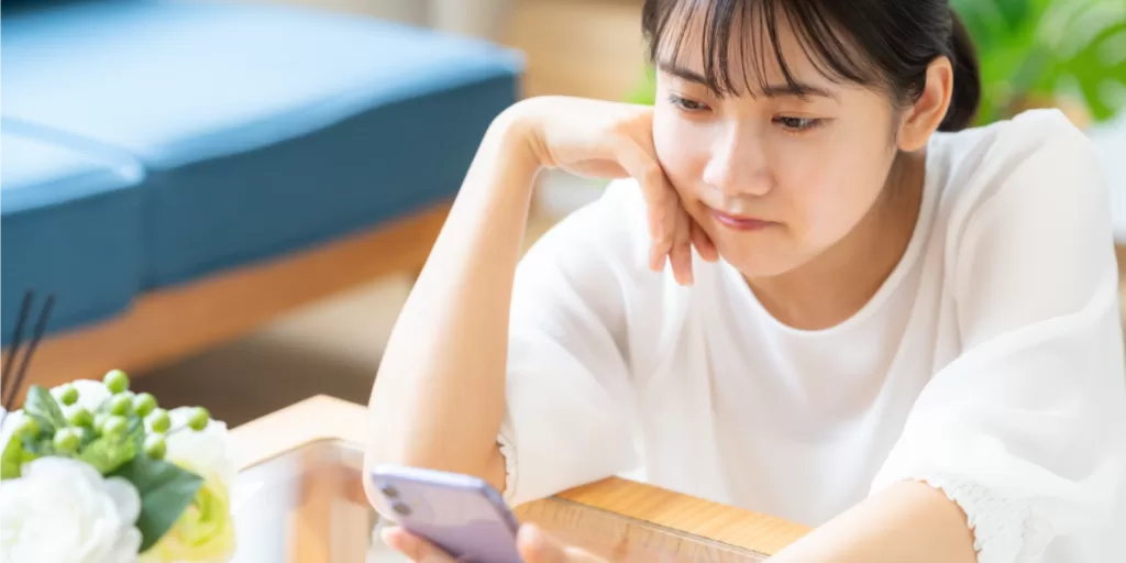 未成年・学生向けプリペイドカード選び完全ガイド：審査なしでスタートする賢い決済術　ultra pay カード